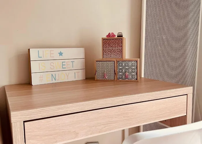 Cocon Urbain - Avec Parking Prive Gratuit Apartman