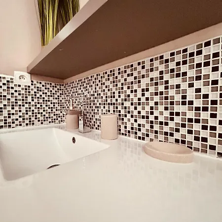 Cocon Urbain - Avec Parking Prive Gratuit *